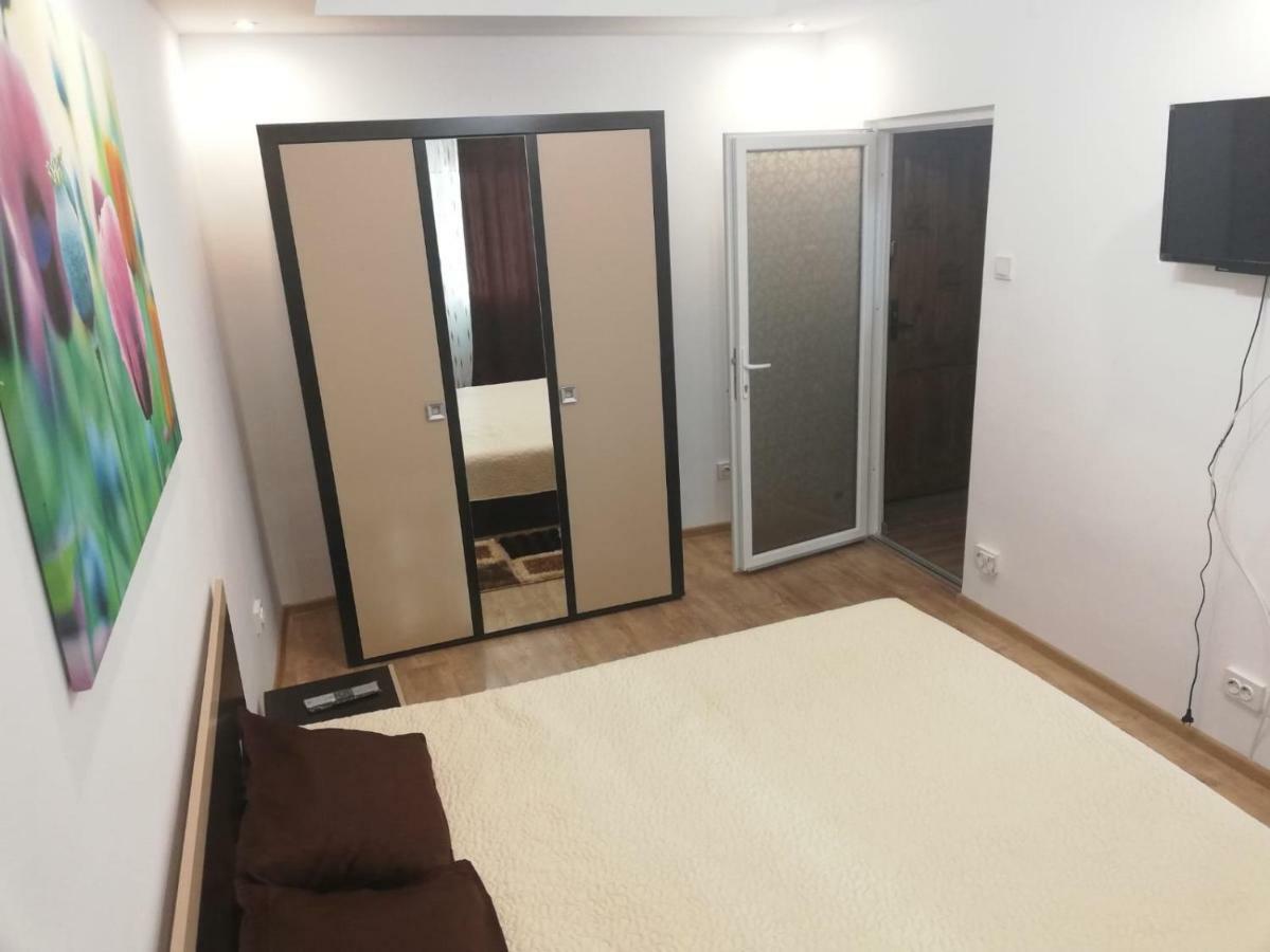 Apartmán Adrya Orşova Exteriér fotografie